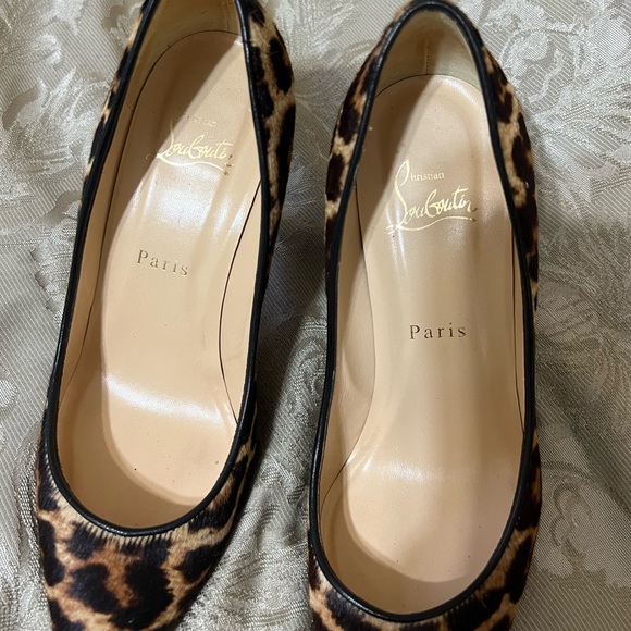 Christian Louboutin leopard heels - Picture 6 of 10